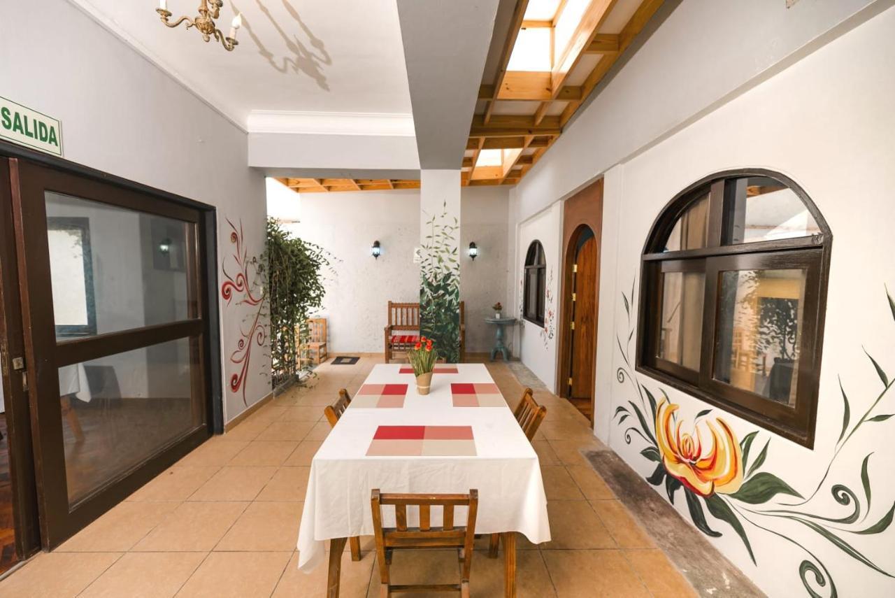Qx Miraflores Hostel Lima Bagian luar foto