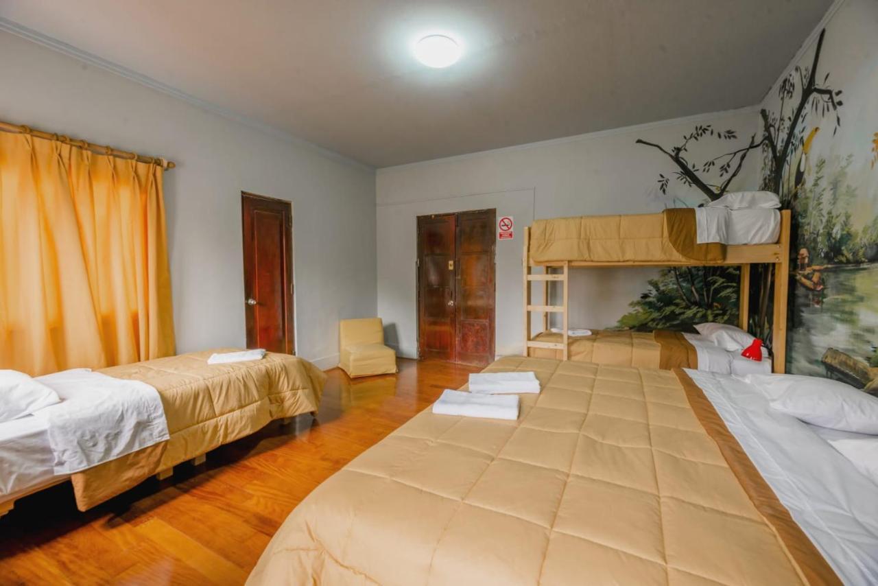 Qx Miraflores Hostel Lima Bagian luar foto